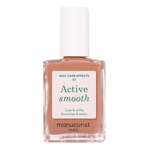 Manucurist Active Smooth - Cóireáil Polainnis CC i scáth 02, snas ingne atá deartha chun iomairí agus fiú dromchlaí ingne a rianúil le haghaidh torthaí gan smál.