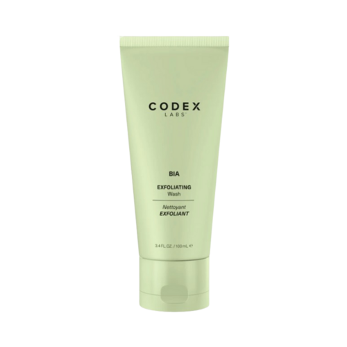 Codex Labs Bia Exfoliating Wash 2.0 σε συσκευασία 150ml, ένα κρεμώδες καθαριστικό προσώπου με κιτρικό οξύ και jojoba για λεία, ενυδατωμένη επιδερμίδα.