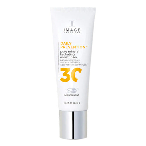 קרם לחות מינרל SPF 30 רחב טווח של Image Skincare הכולל נוגדי חמצון וחומצה היאלורונית באריזה לבנה וחלקה.