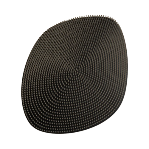 Gros plan de la brosse pour le visage Geske 4 en 1 en noir, mettant en valeur la surface texturée en silicone pour un nettoyage efficace des pores et un rajeunissement de la peau.