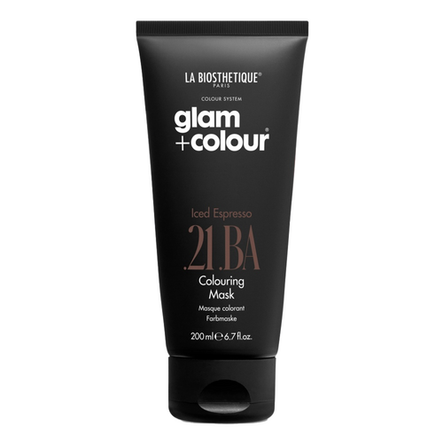 El tratamiento capilar Glam Color Iced Espresso .21 .BA de La Biosthetique brinda un realce de color y brillo en tonos espresso para cabello castaño en un tubo de 200 ml.