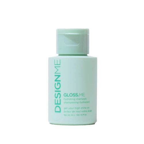شامبو مرطب من Compact DESIGNME Gloss.ME، 300 مل/10 أونصة سائلة، منظف شعر خالي من الكبريتات غني بفيتامين E وبروتين الصويا من أجل اللمعان.