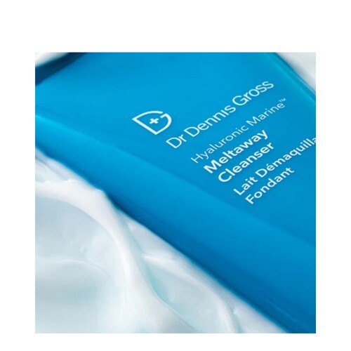 Nærbilde av Dr Dennis Gross Hyaluronic Marine Cleanser tube med produkttekstur, som fremhever dens fuktighetsgivende fordeler.