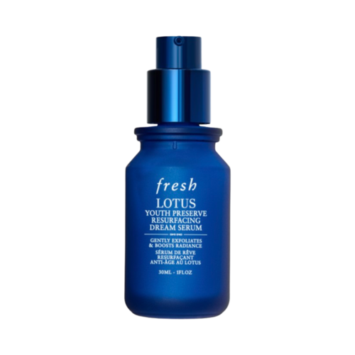 30ml Fresh Lotus Youth Preserve Serum σε κομψή μπλε συσκευασία, μια νυχτερινή θεραπεία προσώπου που στοχεύει τα σκοτεινά σημεία και τις ρυτίδες με απαλή απολέπιση.