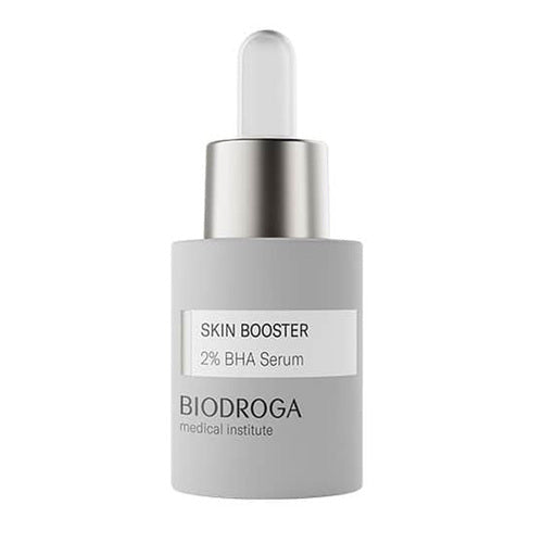 مصل الوجه Biodroga MD BHA Serum 2% مصمم للبشرة الدهنية، ويتميز بزجاجة رمادية عصرية مع قطارة للعناية بالبشرة المستهدفة.