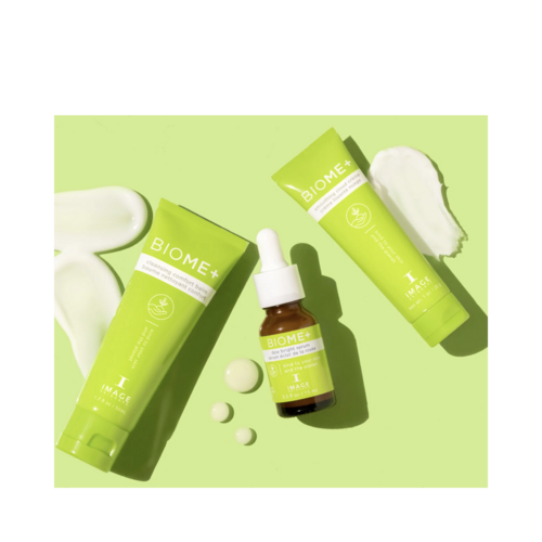 Bilde Hudpleie Microbiome Trio | eSkinCareStore grønnpakket balsam, serum og krem vises med produktprøver.