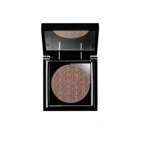 RVB Lab Lidschatten – Satin Taupe im kompakten Etui mit Spiegel. Reichhaltiger, neutraler Farbton, ideal für vielseitige Augen-Make-up-Looks.