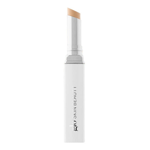 Glo Skin Beauty Spot Treatment Concealer med vinklet applikator, formulert for å dekke urenheter samtidig som den fremmer klarere hud.