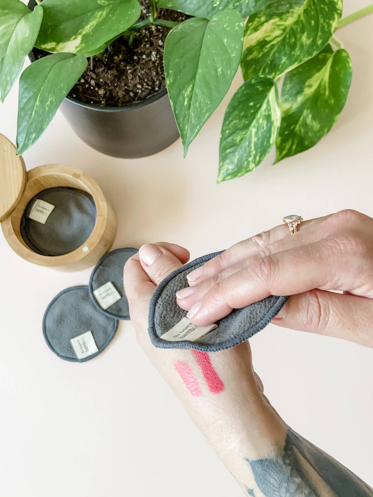 The future is bamboo - Bamboo Charcoal Facial Rounds - REFILL KIT