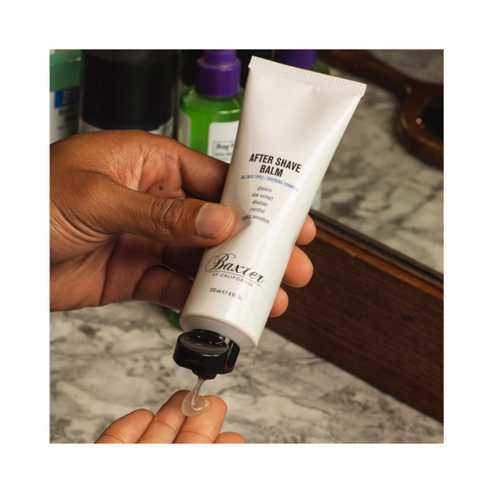 剃须膏后加利福尼亚的巴克斯特