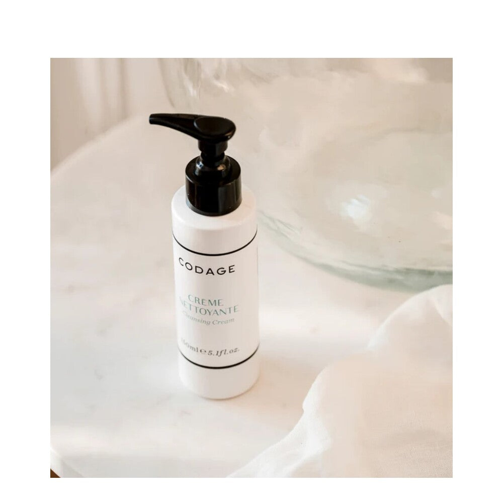 Cream glantacháin códais i bPáras