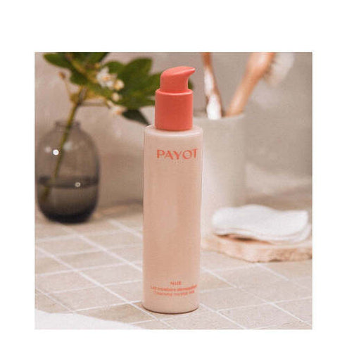 حليب micellar تطهير Payot