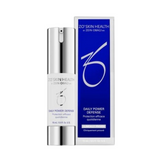 ZO Skin Health Daily Power Defense rynkeforbedrende serum i slank sølv pumpeflaske med blå æske, perfekt til anti-aging hudplejerutiner.