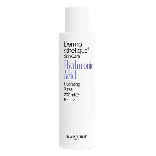 La Biosthetique Toner - Hyaluronsyre i 200 ml hvit flaske for oppfriskning og hydrering av huden, ideell for tørre og sensitive hudpleierutiner.