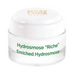 Mary Cohr Hydrosmose Cream i elegant hvit emballasje, formulert for å levere kontinuerlig fuktighet med Mango Butter for strålende hud.