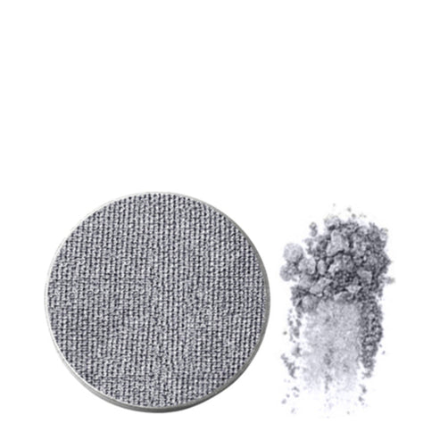 CADEAU GRATUIT - Le fard à paupières FACE atelier en Blue Steel présente un ton gris givré avec une texture lisse et estompable pour un maquillage des yeux impeccable.