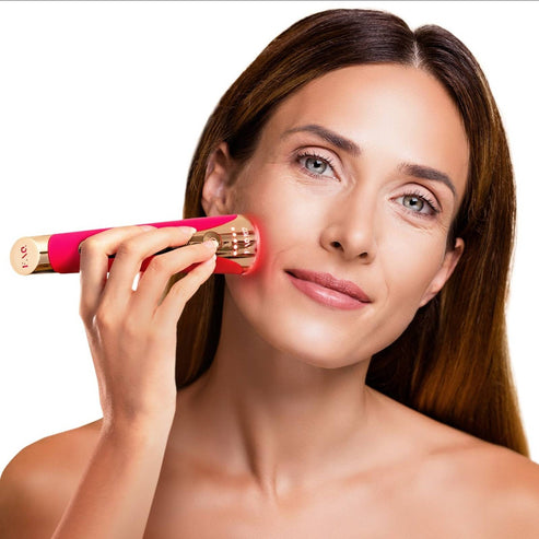 FOREO FAQ™102 RF Radio Frequency EMS & LED Device Pink Ruby