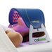 Celluma Face LED Light Therapy-enhet i bruk, rettet mot ansiktshud for akne- og antialdringsbehandling. Tilgjengelig på eSkinCareStore.