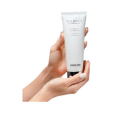 سويسري من منظف رغوة البشرة