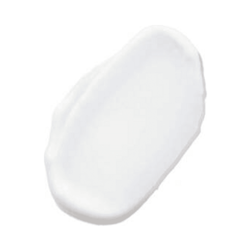 Smooth, white cream texture of Skinbetter Moisturizer - Trio Rebalancing, formulated with caffeine, jojoba, and vitamin C for skin rejuvenation.