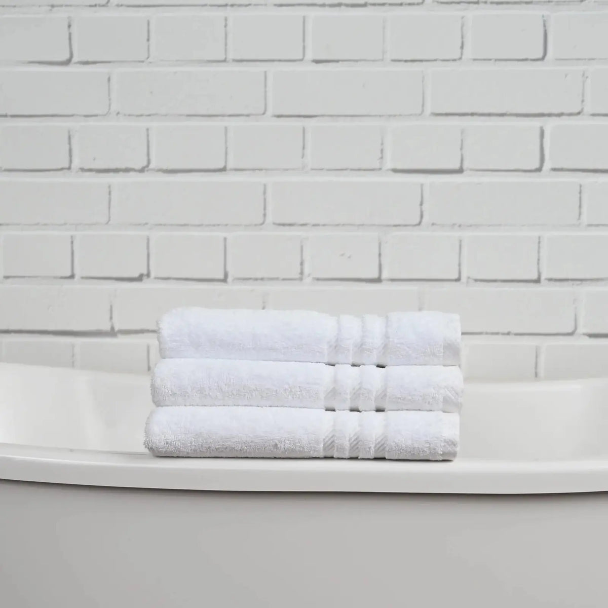 Patricia Towel Set